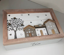 Load image into Gallery viewer, Wooden Tea Box
